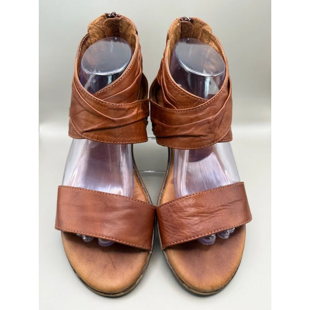 Miz Mooz Daphne Womens Brown Leather Sandal EU 40 US 9